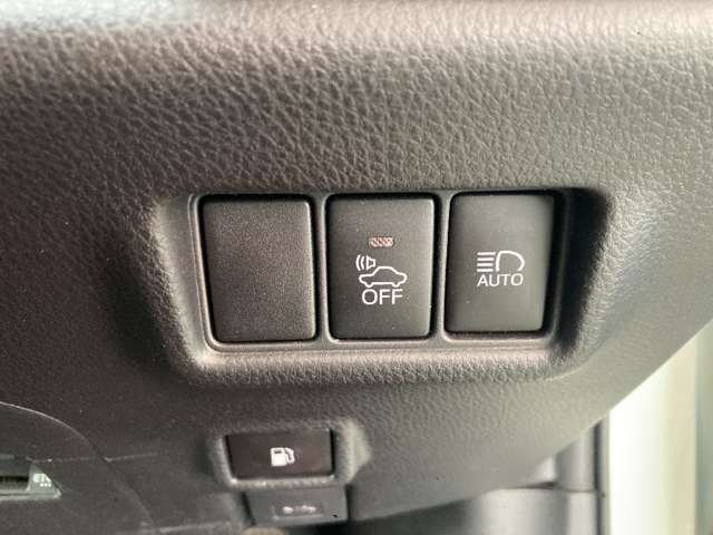 TOYOTA C-HR 2017 Image 31