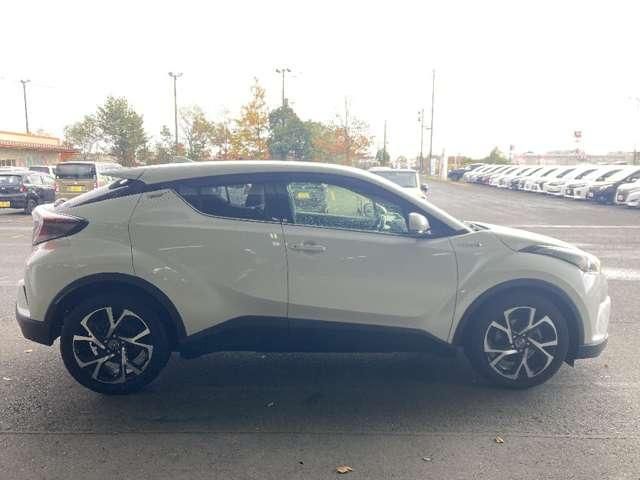 TOYOTA C-HR 2017 Image 31