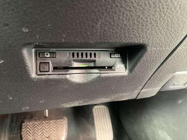 TOYOTA C-HR 2017 Image 31