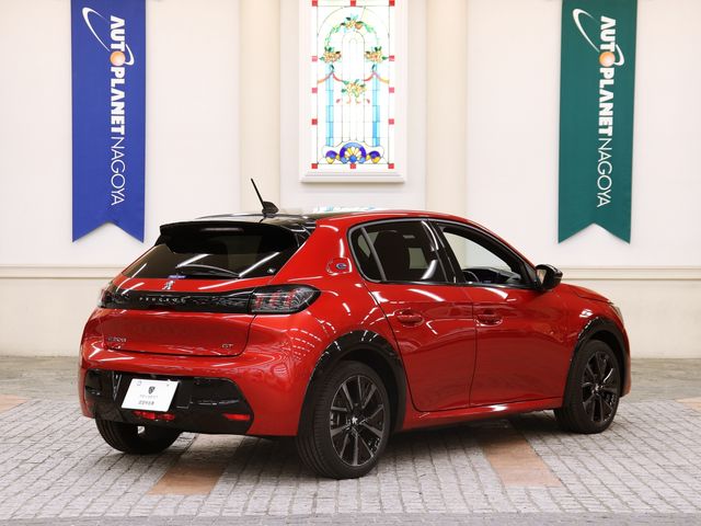 PEUGEOT E-208 2023 Image 31