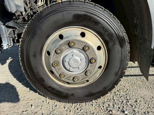 MITSUBISHI FUSOU FIGHTER 2008 Image 31