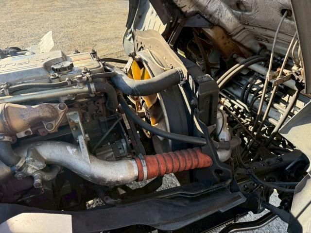 MITSUBISHI FUSOU FIGHTER 2008 Image 31