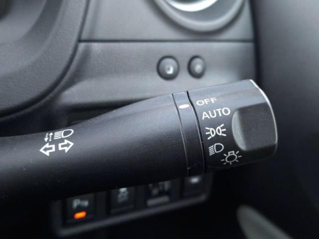 NISSAN NOTE 2018 Image 31