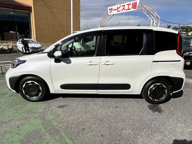 TOYOTA SIENTA 2023 Image 31