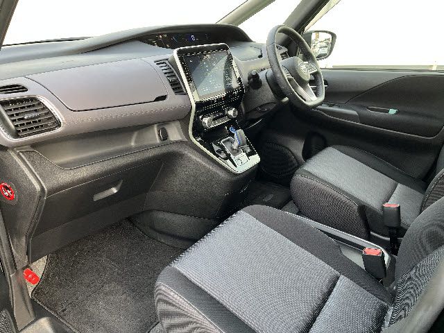 NISSAN SERENA  WG 2021 Image 31