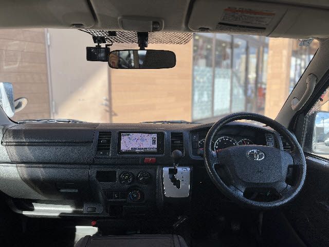 TOYOTA HIACE VAN 4WD 2019 Image 31
