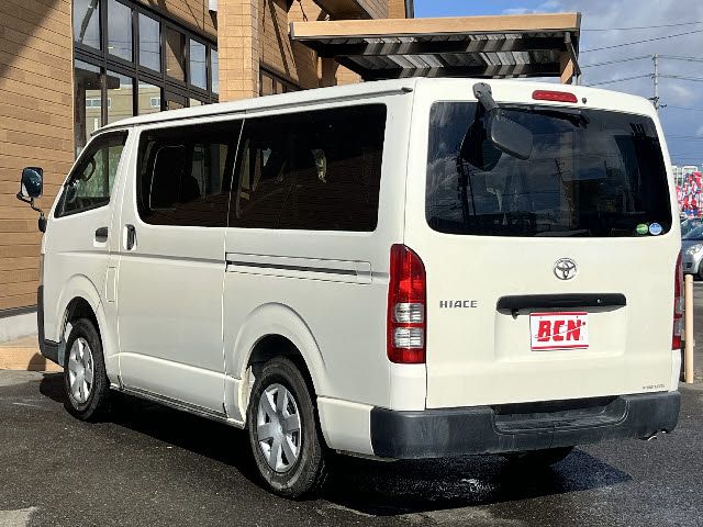 TOYOTA HIACE VAN 4WD 2019 Image 31