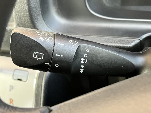 TOYOTA HIACE VAN 4WD 2019 Image 31