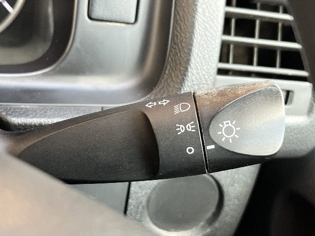 TOYOTA HIACE VAN 4WD 2019 Image 31