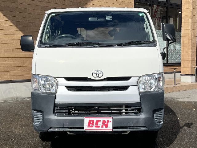 TOYOTA HIACE VAN 4WD 2019 Image 31