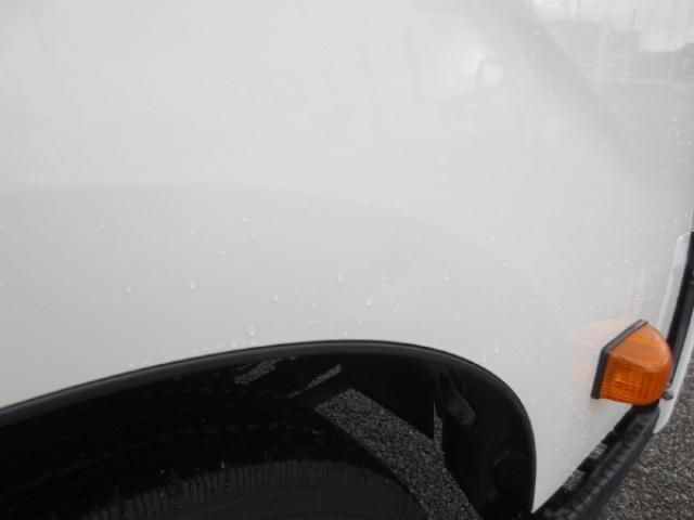 HINO DUTRO 2014 Image 31