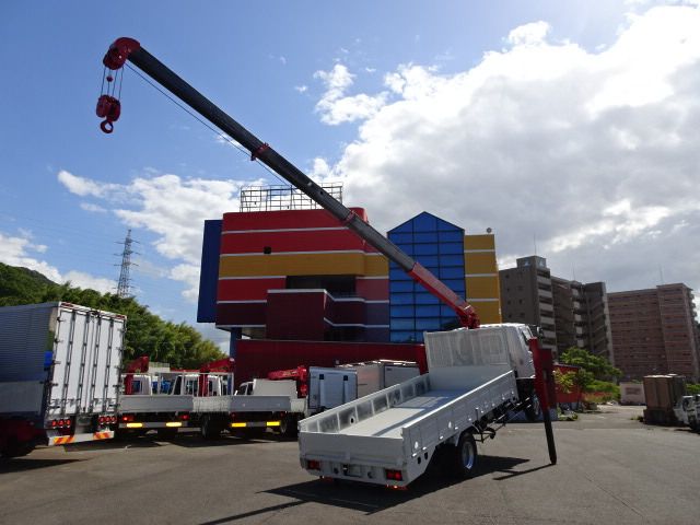 MITSUBISHI FUSOU FIGHTER 2002 Image 31