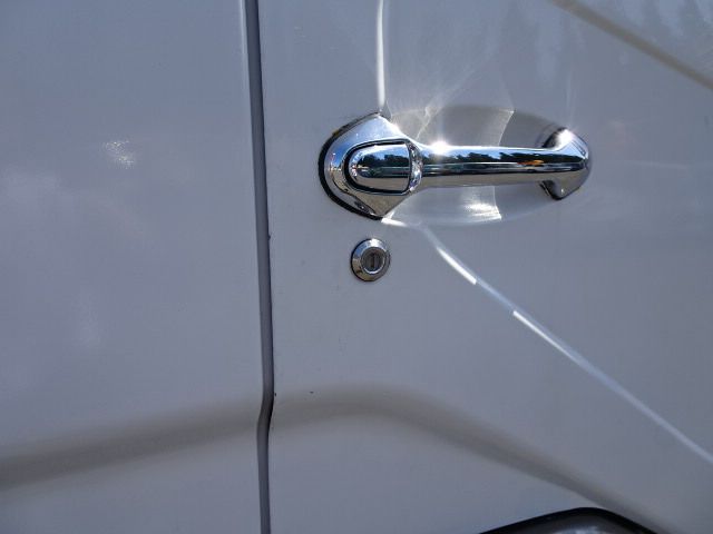 MITSUBISHI FUSOU FIGHTER 2002 Image 31