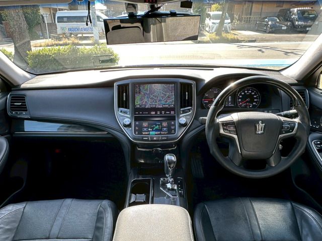 TOYOTA CROWN SEDAN HYBRID 2013 Image 31