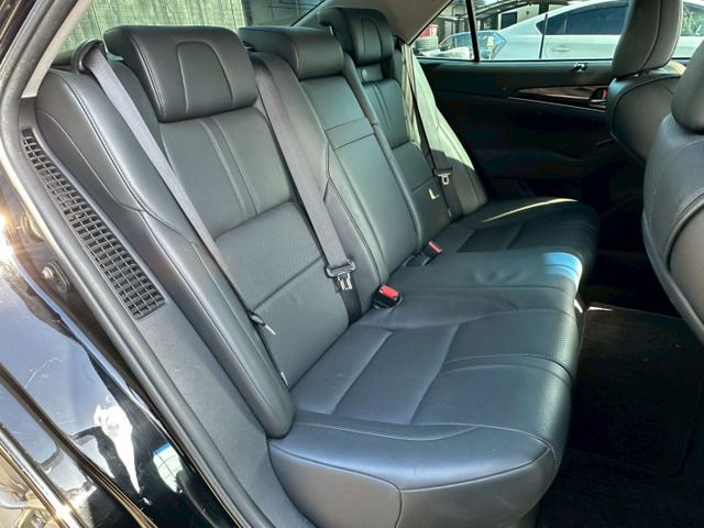 TOYOTA CROWN SEDAN HYBRID 2013 Image 31