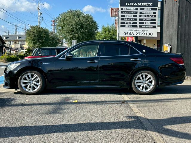 TOYOTA CROWN SEDAN HYBRID 2013 Image 31