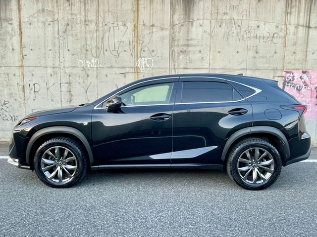 TOYOTA LEXUS NX200T AWD 2015 Image 31