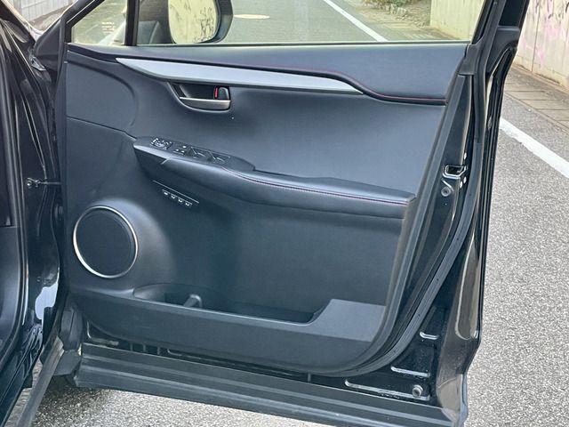 TOYOTA LEXUS NX200T AWD 2015 Image 31