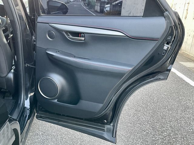 TOYOTA LEXUS NX200T AWD 2015 Image 31