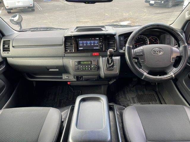 TOYOTA HIACE VAN 4WD 2018 Image 31