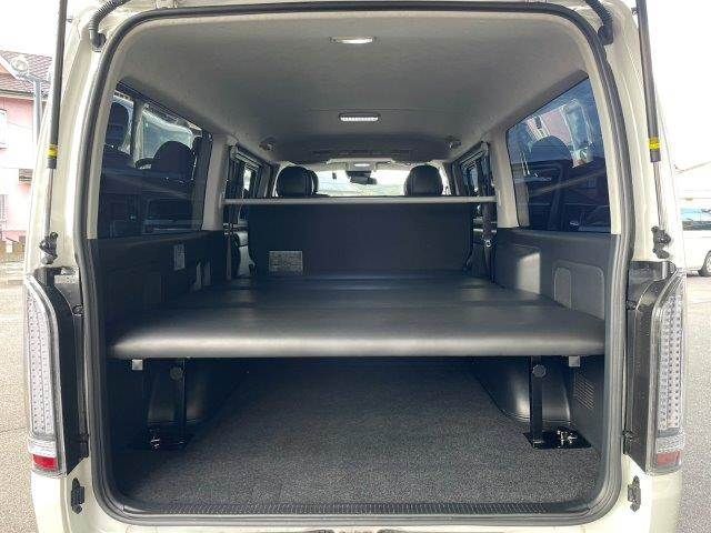 TOYOTA HIACE VAN 4WD 2018 Image 31