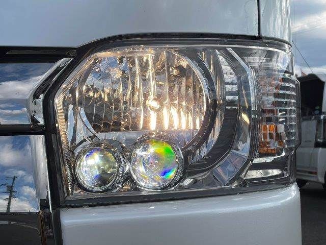 TOYOTA HIACE VAN 4WD 2018 Image 31
