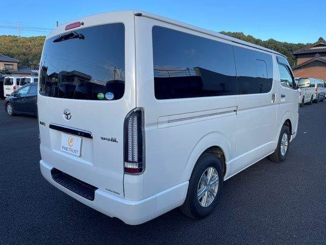 TOYOTA HIACE VAN 4WD 2018 Image 31