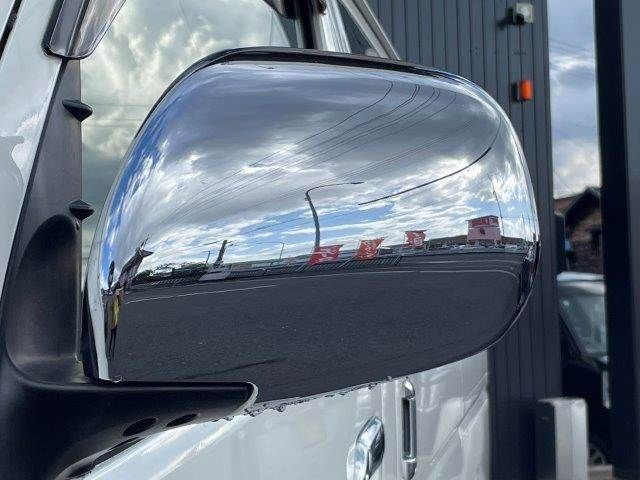 TOYOTA HIACE VAN 4WD 2018 Image 31