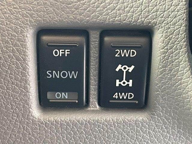 NISSAN NV350 CARAVAN 4WD 2018 Image 31