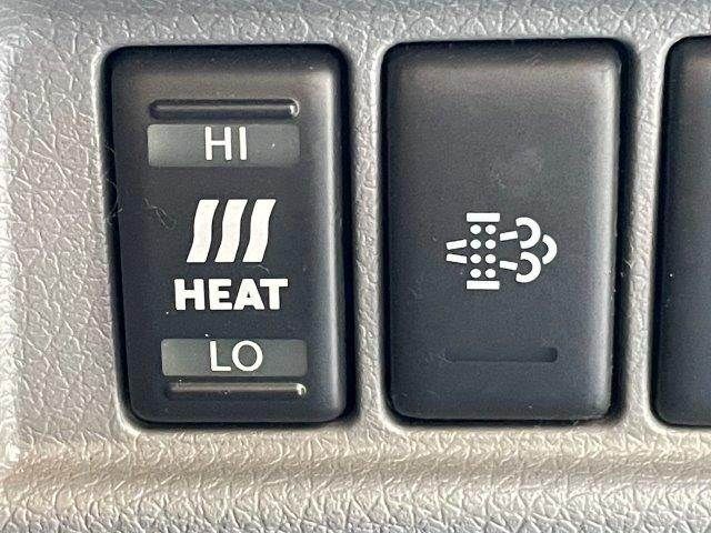 NISSAN NV350 CARAVAN 4WD 2018 Image 31