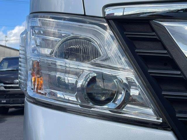 NISSAN NV350 CARAVAN 4WD 2018 Image 31