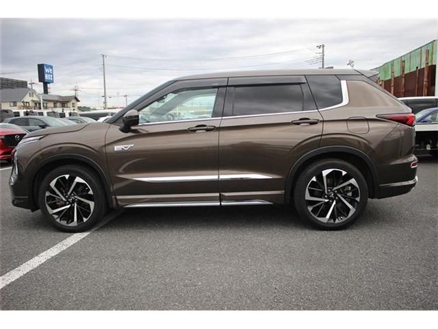 MITSUBISHI OUTLANDER PHEV 2022 Image 31