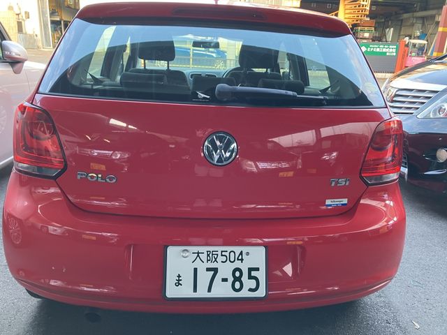 VOLKSWAGEN POLO 2011 Image 31