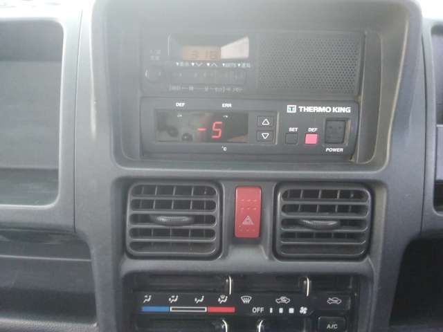 SUZUKI CARRY TRUCK 4WD 2015 Image 31