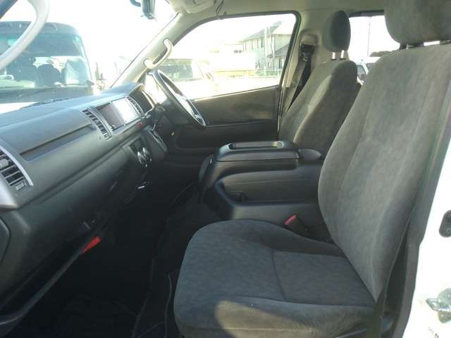 TOYOTA HIACE WAGON 4WD 2012 Image 31