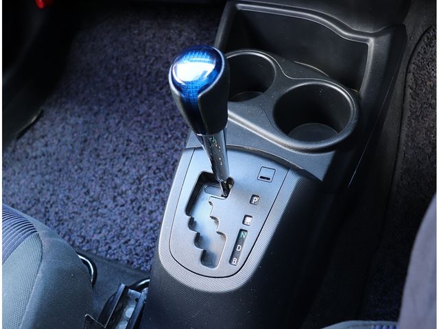 TOYOTA AQUA 2016 Image 31