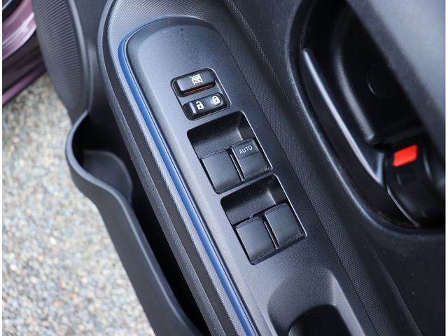 TOYOTA AQUA 2016 Image 31