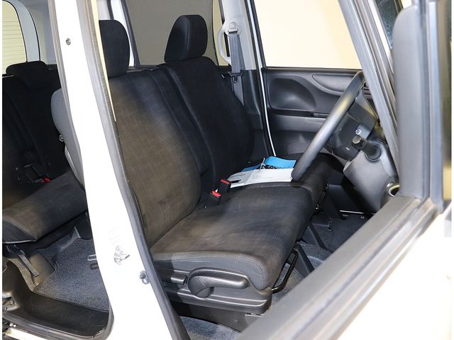 HONDA N BOX 2015 Image 31