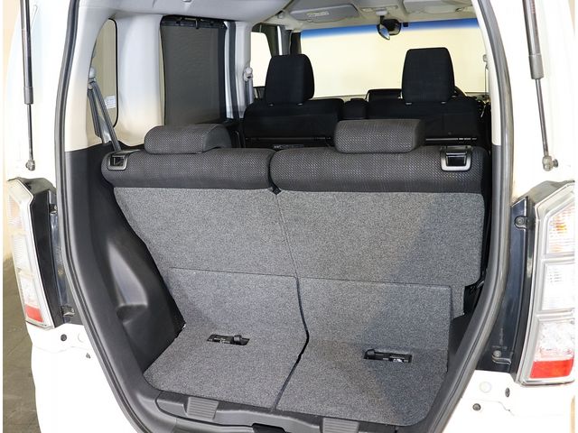 HONDA N BOX 2015 Image 31