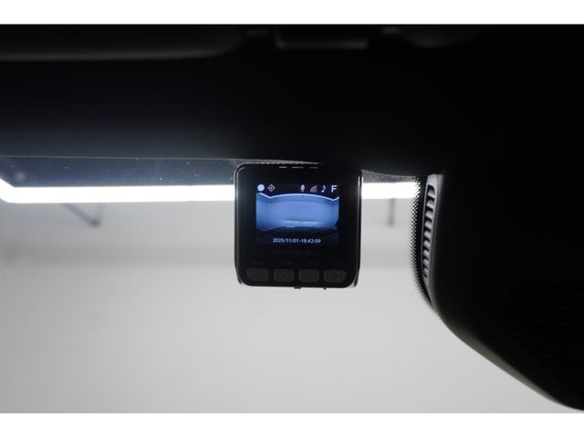 MERCEDES BENZ GLC CL 2020 Image 31