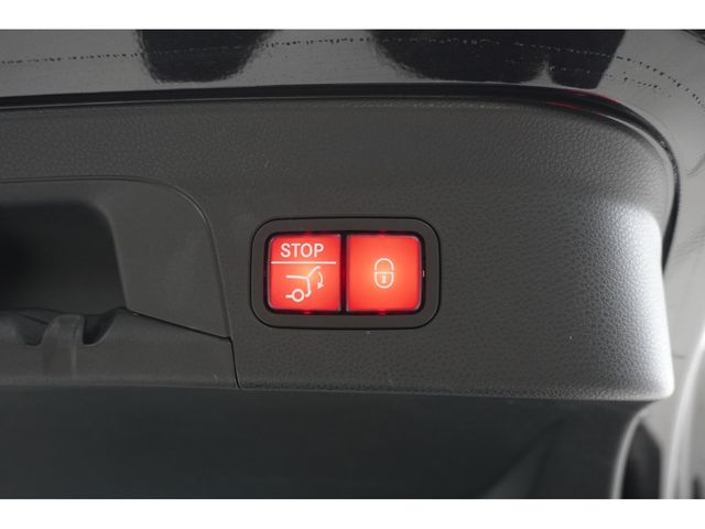 MERCEDES BENZ GLC CL 2020 Image 31