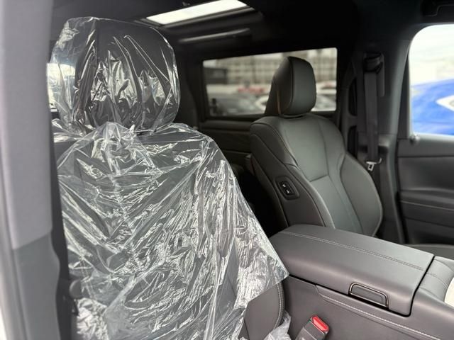 TOYOTA ALPHARD HYBRID 2024 Image 31