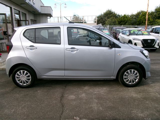 DAIHATSU MIRA E:S 4WD 2025 Image 31