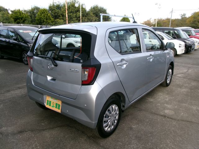 DAIHATSU MIRA E:S 4WD 2025 Image 31