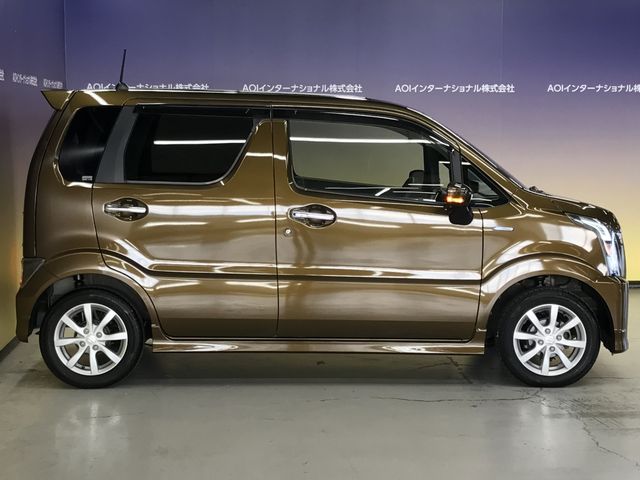 SUZUKI WAGON R STINGRAY 2018 Image 31
