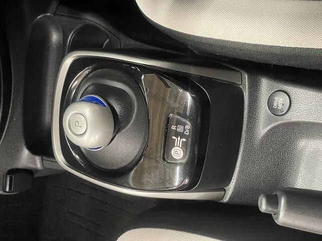 NISSAN NOTE 2016 Image 31