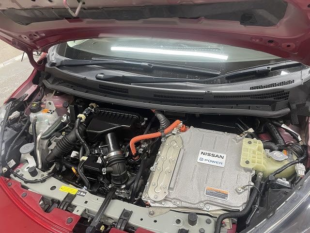 NISSAN NOTE 2016 Image 31