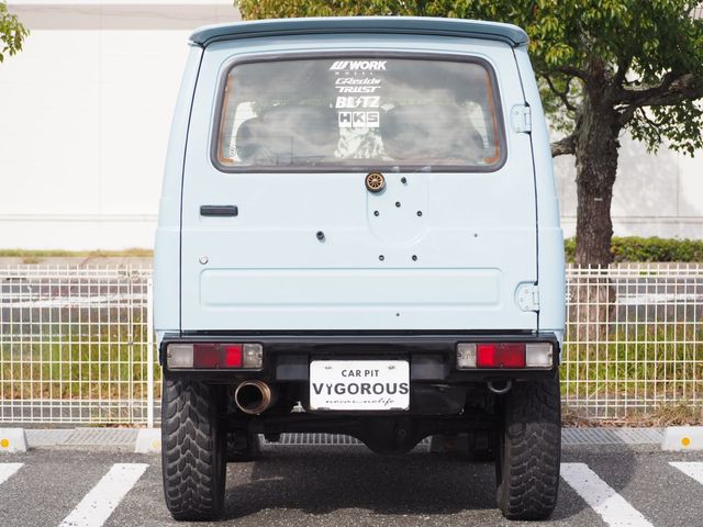 SUZUKI JIMNY 4WD 1996 Image 31