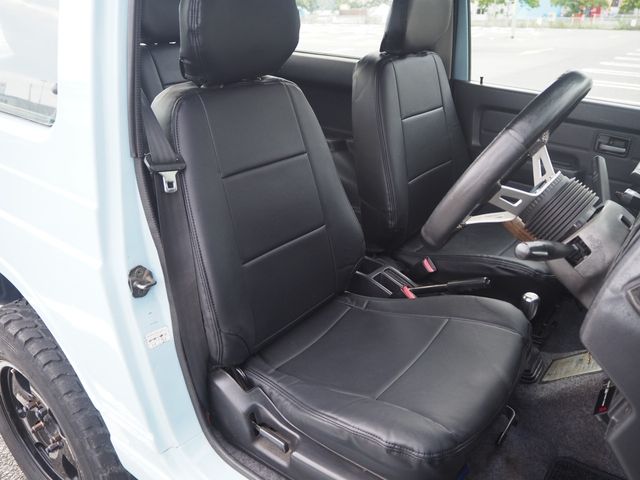 SUZUKI JIMNY 4WD 1996 Image 31