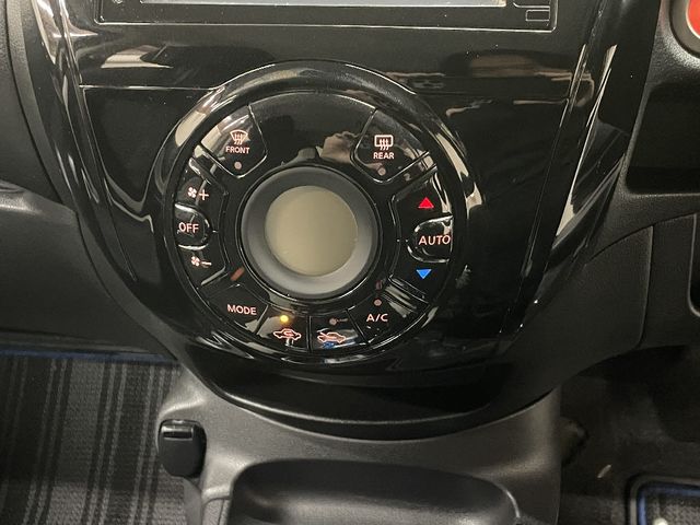 NISSAN NOTE 2016 Image 31